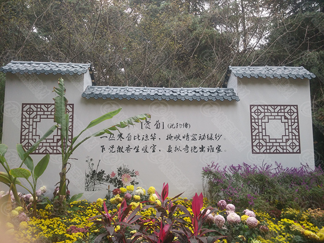 有合成樹脂瓦裝扮的成都人民公園更靚了