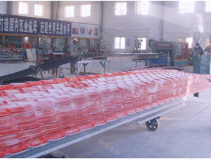 購買秸稈纖維聚酯瓦注意什么方面?