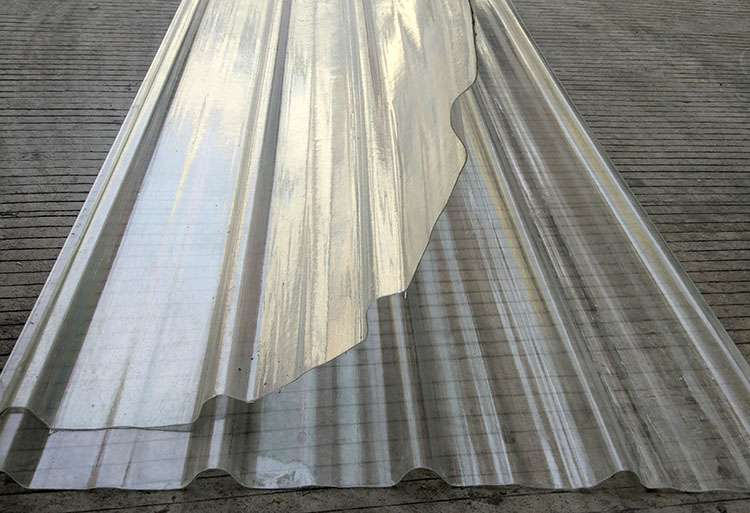 FRP采光板有哪些特性? FRP采光板有哪些特性?