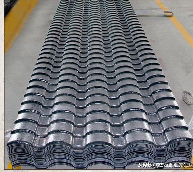 還在為舊房屋面翻新承重問(wèn)題考慮嗎？樹脂小青瓦幫你解決承重