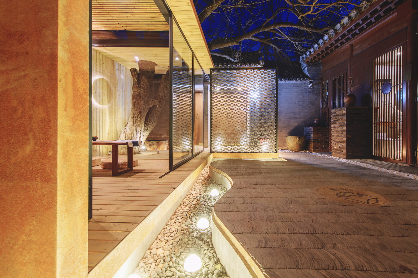 1550654170544609.jpg 調(diào)整大小 27_庭院夜景02-許小東.jpg