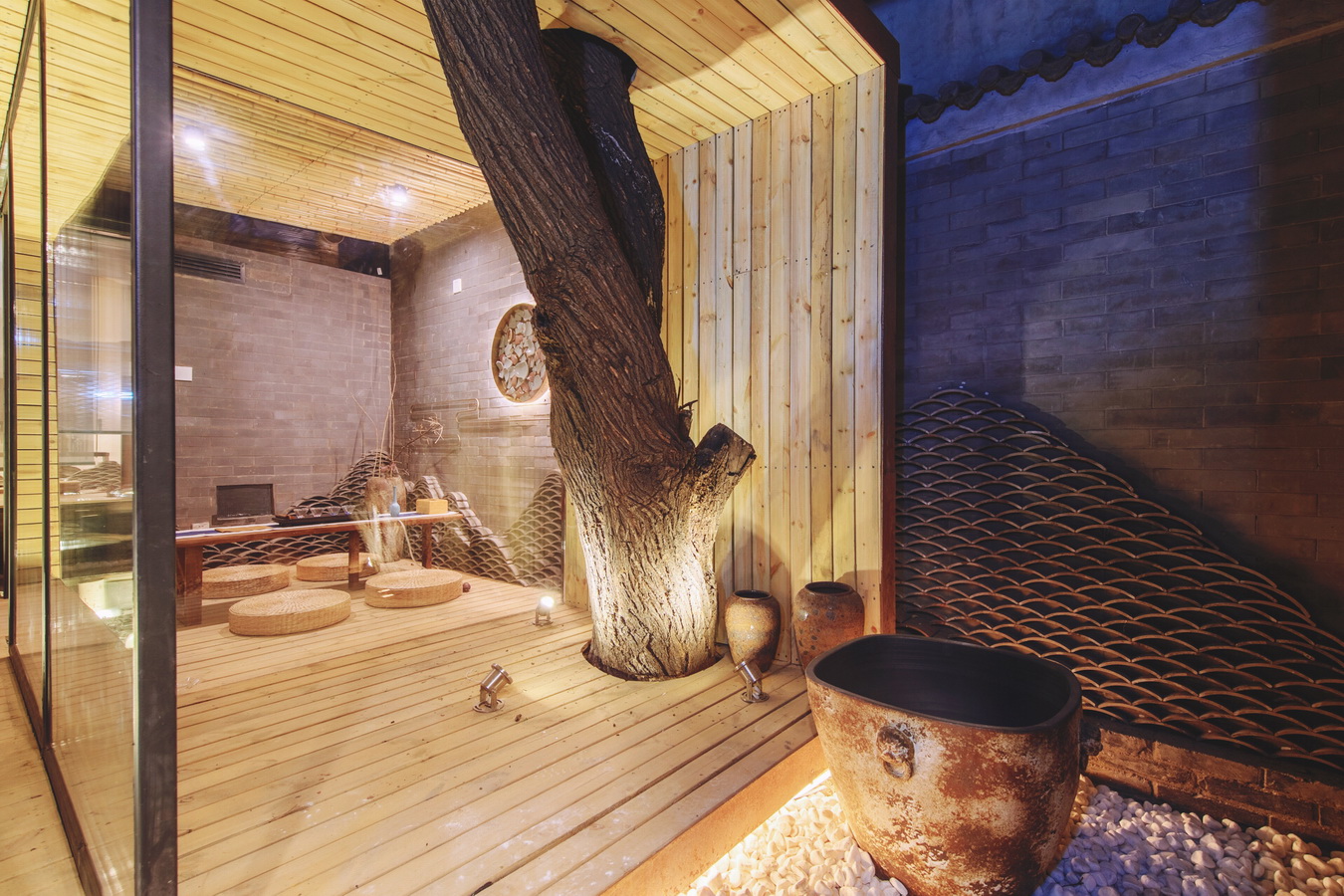 1550651504586084.jpg 調(diào)整大小 13_從樹院望向茶室-許小東.jpg