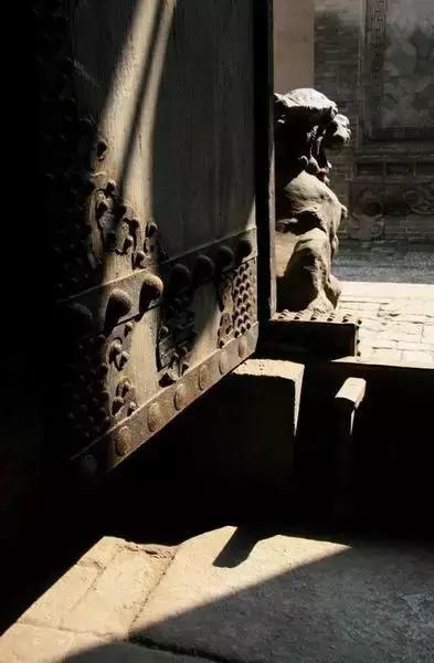 這樣的院子,只有中國人駕馭得了它!